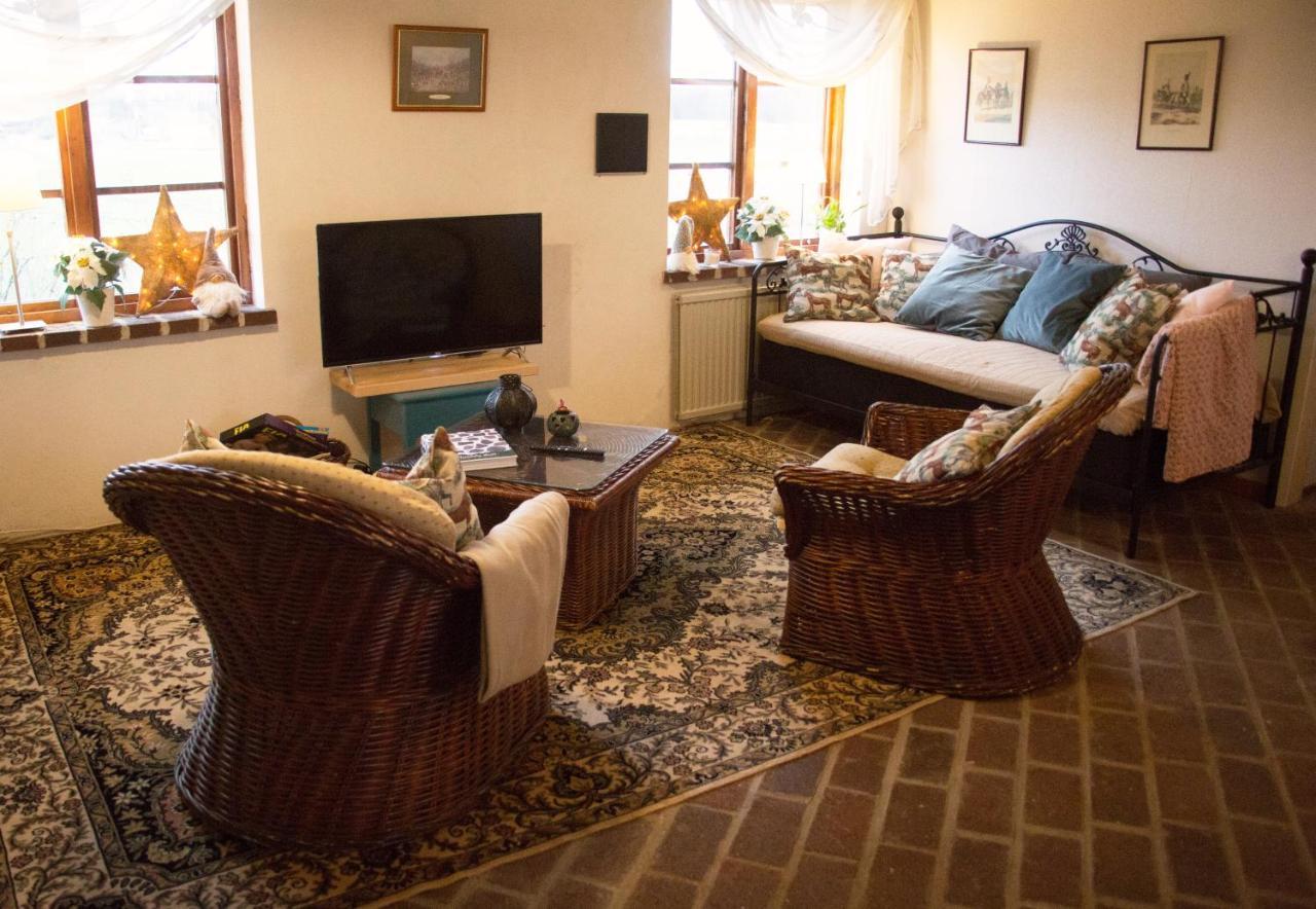 Bed and Breakfast Arroeds Bostaelle à Tollarp Extérieur photo